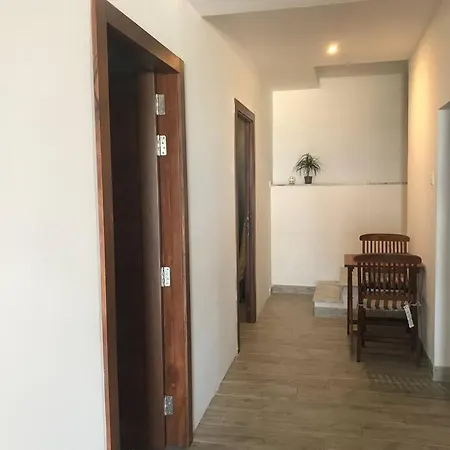 Seafront, 2 Bed In Quiet Area * Pembroke