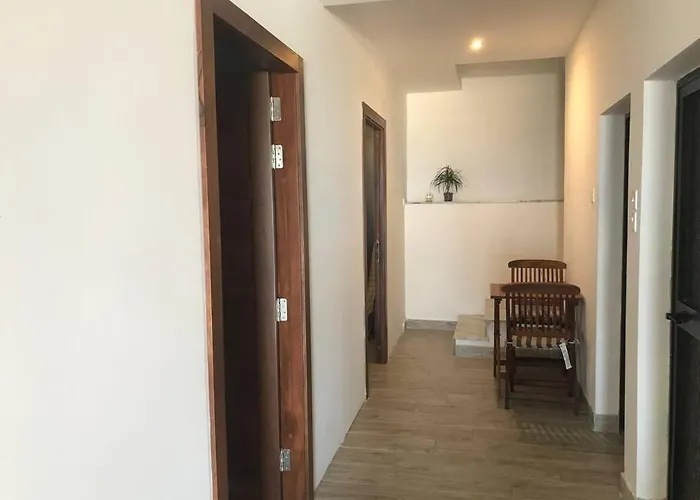 Seafront, 2 Bed In Quiet Area * Pembroke