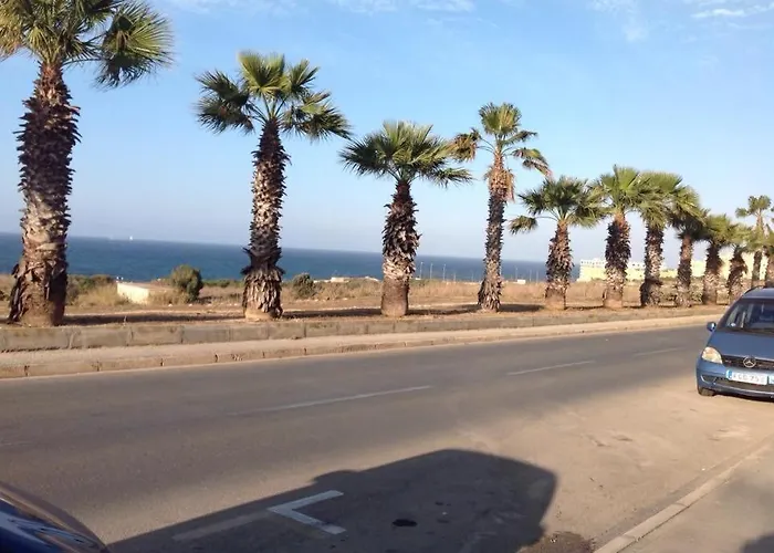 Apartament Seafront, 2 Bed In Quiet Area *